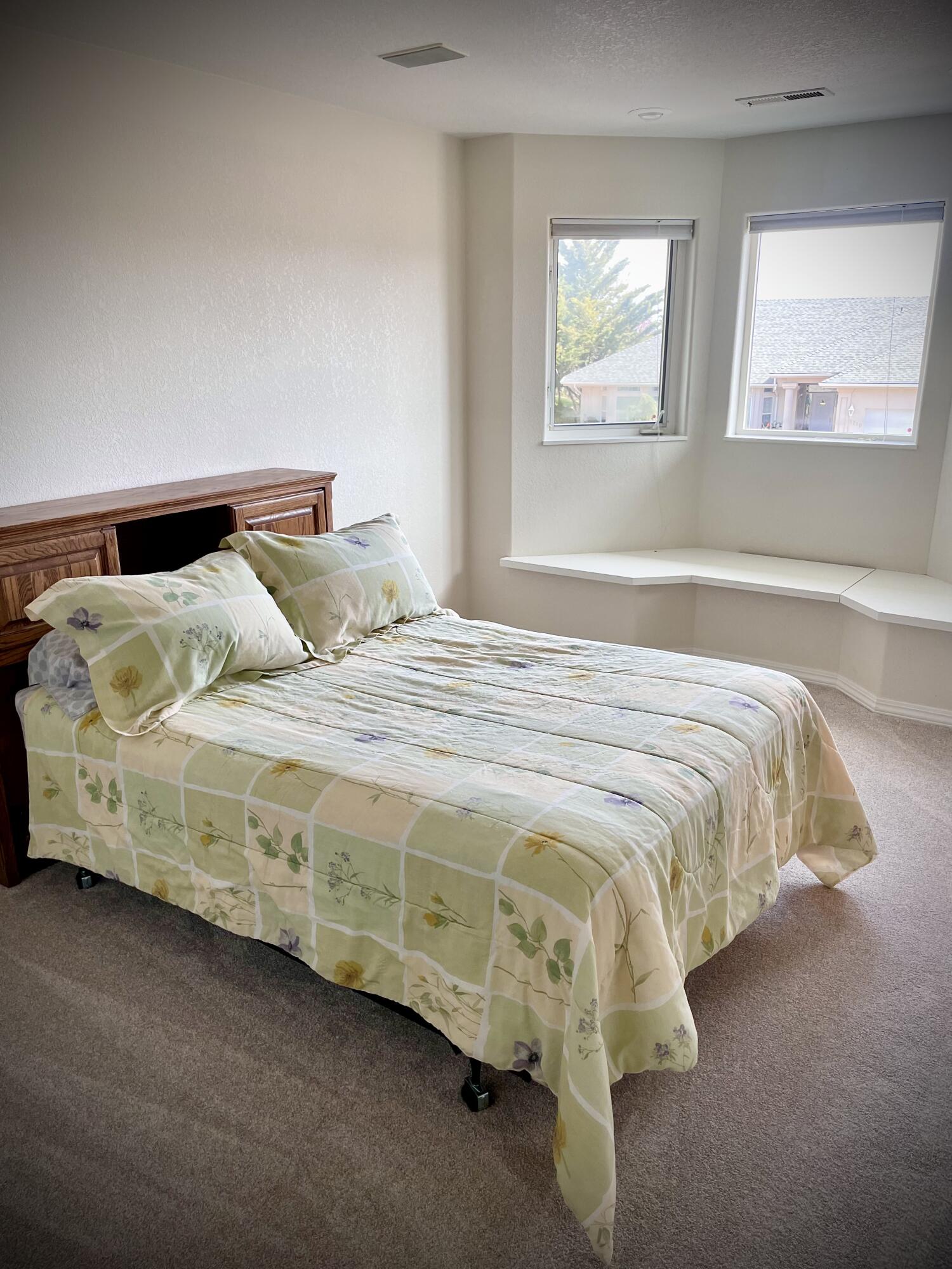 Klamath Falls -Nob Hill - Residential