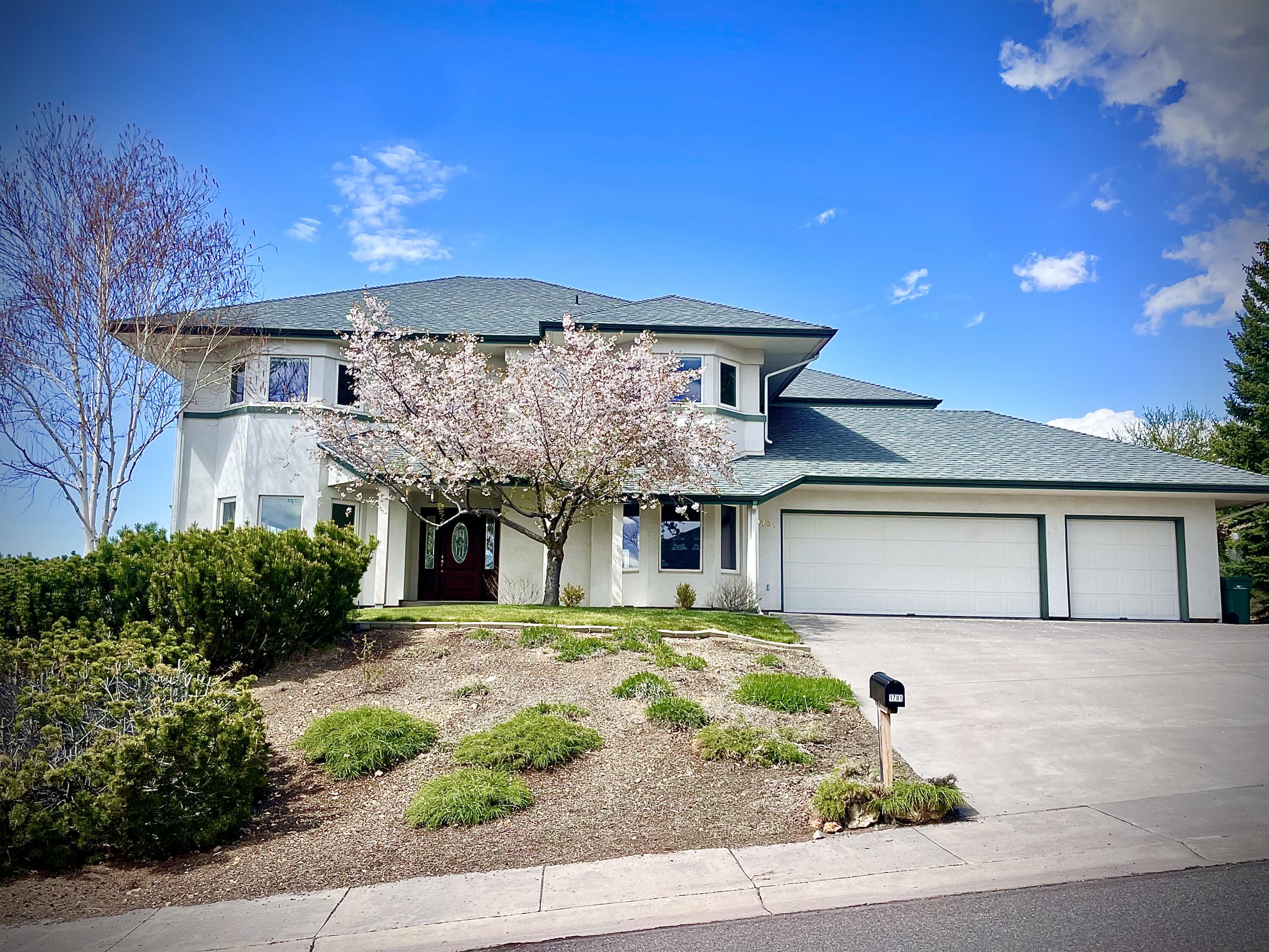 Klamath Falls -Nob Hill - Residential