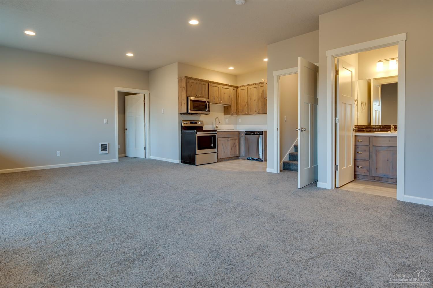 Kian West - Residential