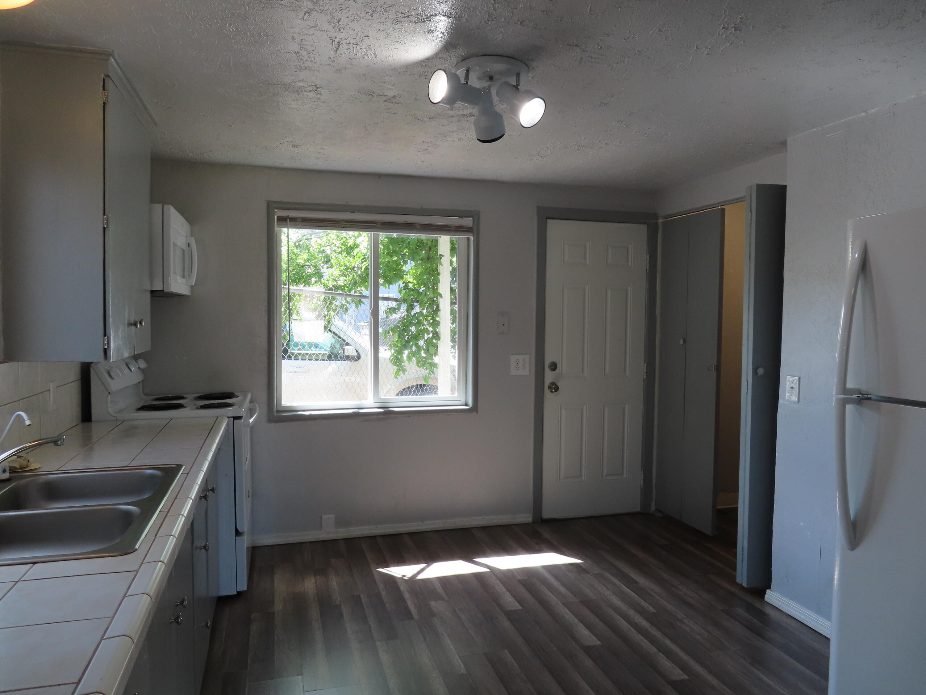 Sunrise Home Park - Residential