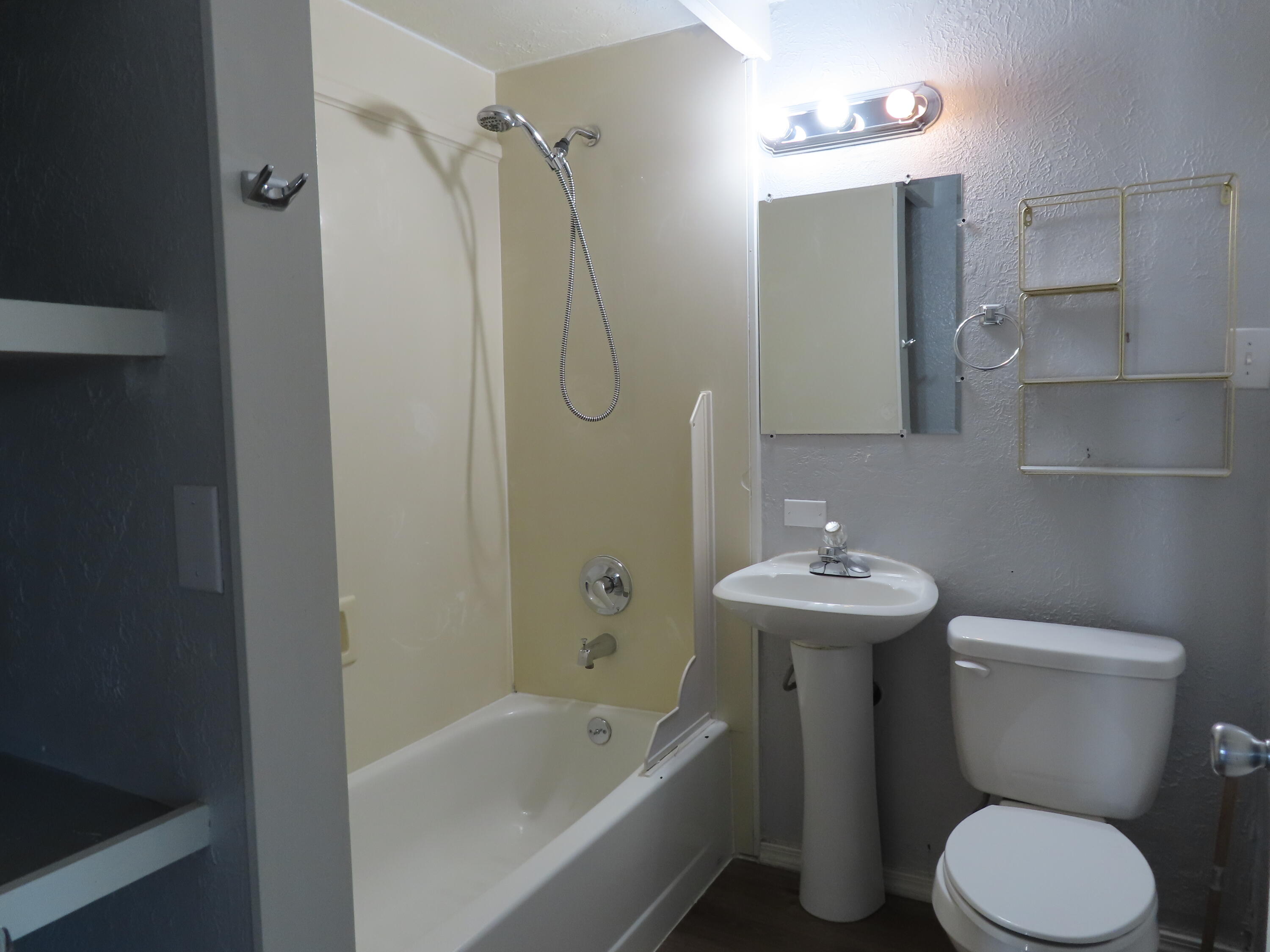 Sunrise Home Park - Residential