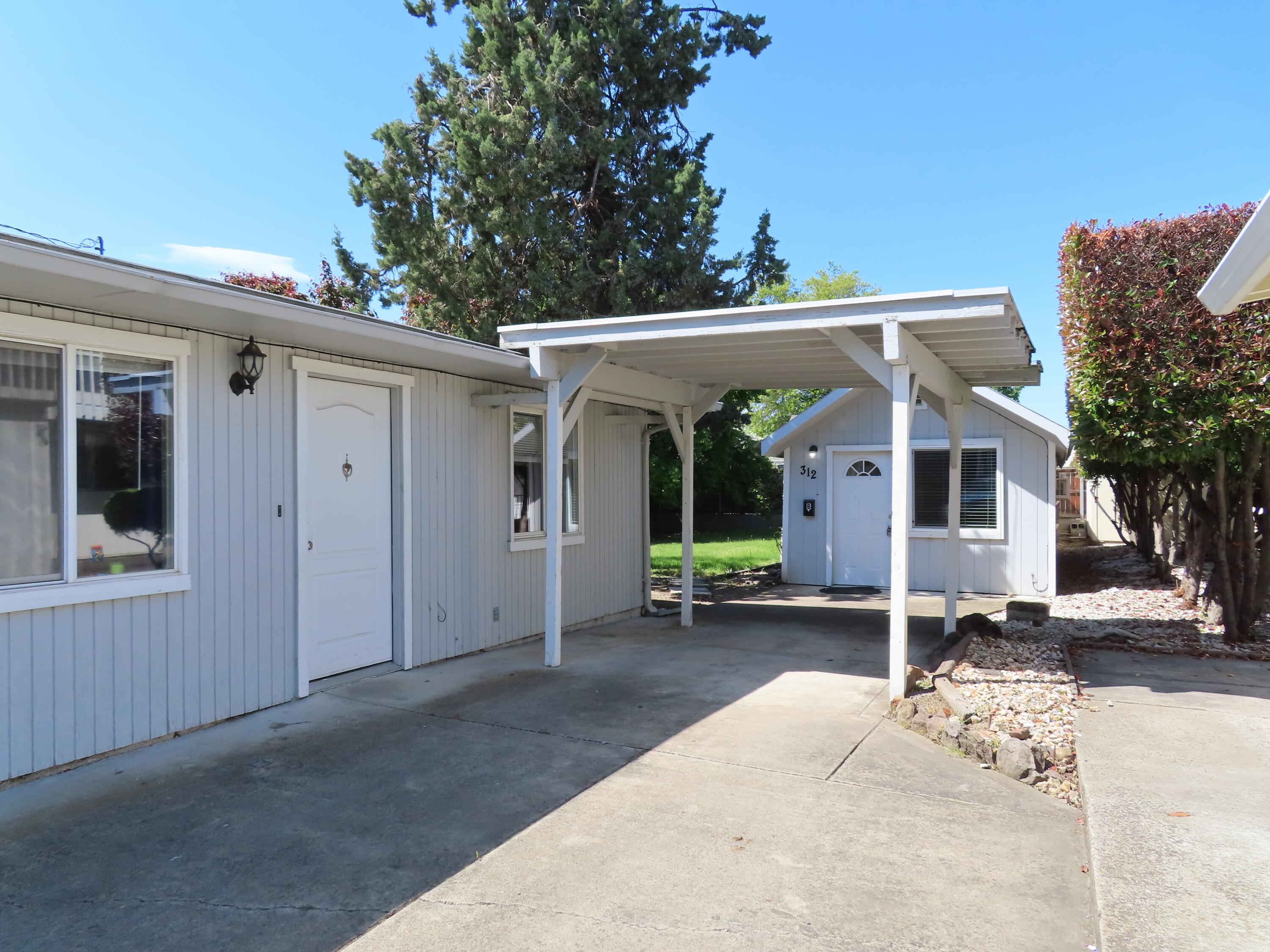 Sunrise Home Park - Residential