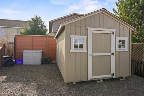 Tiny photo for 220 NW 28th Street, Redmond, OR 97756 (MLS # 220219661)