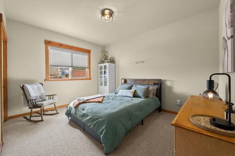 Tiny photo for 220 NW 28th Street, Redmond, OR 97756 (MLS # 220219661)
