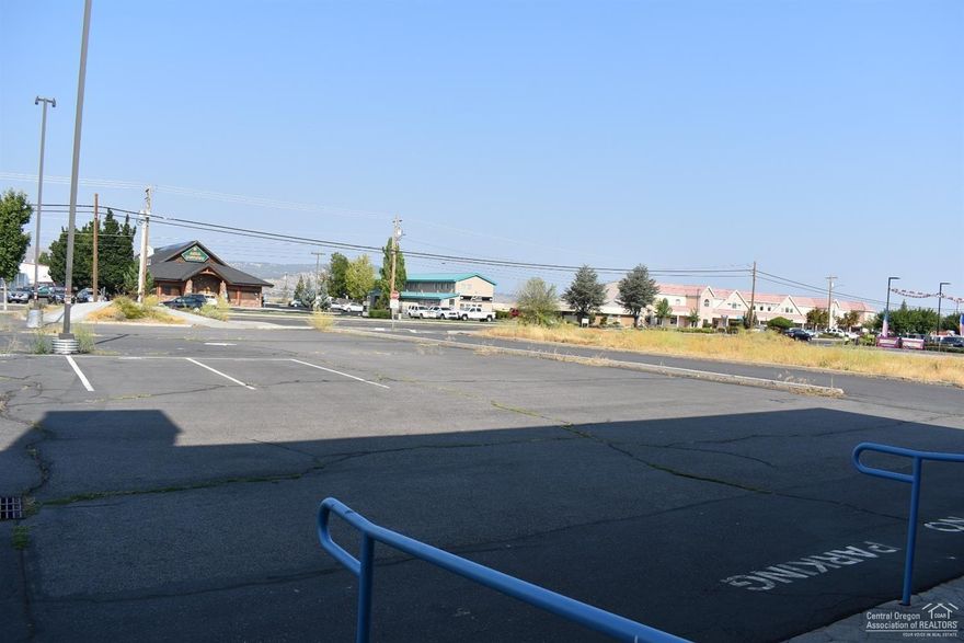 Prime location for commercial development opportunity in Klamath Falls. Includes 3 separate tax lots. Great highway frontage, existing building is 5337 square feet, a former auto dealership with showroom and service drive.