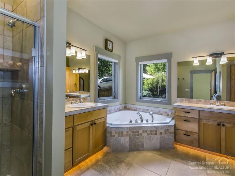 Awbrey Village - Residential