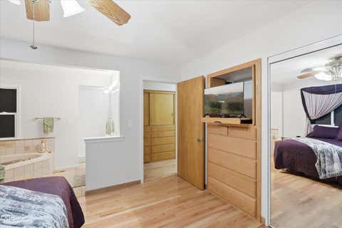 Tiny photo for 1317 NW Prospect Avenue, Grants Pass, OR 97526 (MLS # 220223169)