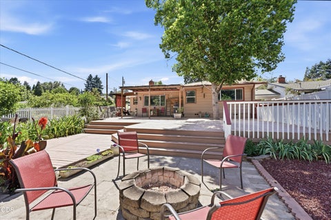 Tiny photo for 1317 NW Prospect Avenue, Grants Pass, OR 97526 (MLS # 220223169)