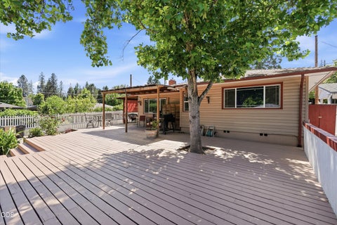 Tiny photo for 1317 NW Prospect Avenue, Grants Pass, OR 97526 (MLS # 220223169)