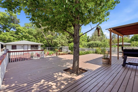 Tiny photo for 1317 NW Prospect Avenue, Grants Pass, OR 97526 (MLS # 220223169)