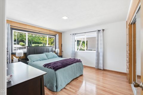 Tiny photo for 1317 NW Prospect Avenue, Grants Pass, OR 97526 (MLS # 220223169)