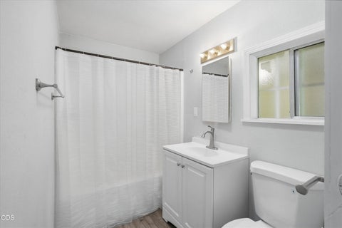 Tiny photo for 1317 NW Prospect Avenue, Grants Pass, OR 97526 (MLS # 220223169)