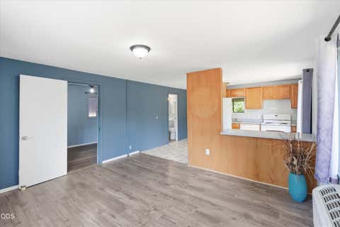 Tiny photo for 1317 NW Prospect Avenue, Grants Pass, OR 97526 (MLS # 220223169)