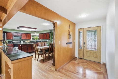 Tiny photo for 1317 NW Prospect Avenue, Grants Pass, OR 97526 (MLS # 220223169)