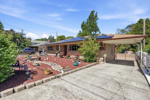 Tiny photo for 1317 NW Prospect Avenue, Grants Pass, OR 97526 (MLS # 220223169)