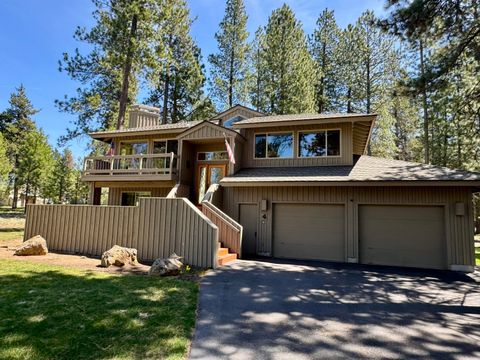 17683 Broken Top Lane Sunriver OR 97707