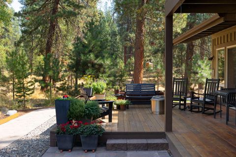 Tiny photo for 53596 Brookie Way, La Pine, OR 97739 (MLS # 220190135)