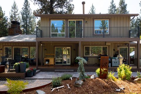 Tiny photo for 53596 Brookie Way, La Pine, OR 97739 (MLS # 220190135)