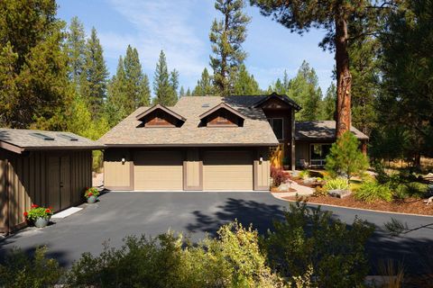 Tiny photo for 53596 Brookie Way, La Pine, OR 97739 (MLS # 220190135)