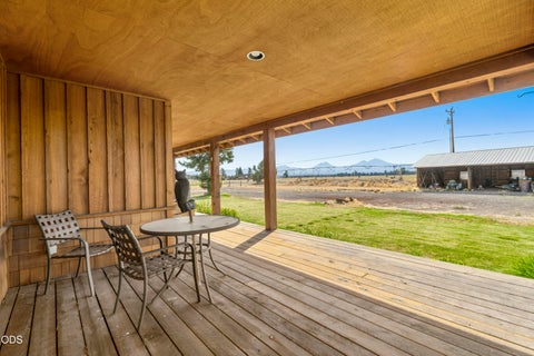 Tiny photo for 68912 Holmes Road, Sisters, OR 97759 (MLS # 220228152)