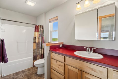 Tiny photo for 68912 Holmes Road, Sisters, OR 97759 (MLS # 220228152)