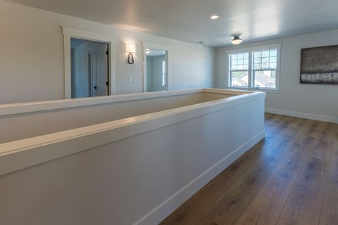 Tiny photo for 2992 NW Polarstar Avenue #23, Bend, OR 97703 (MLS # 220213362)