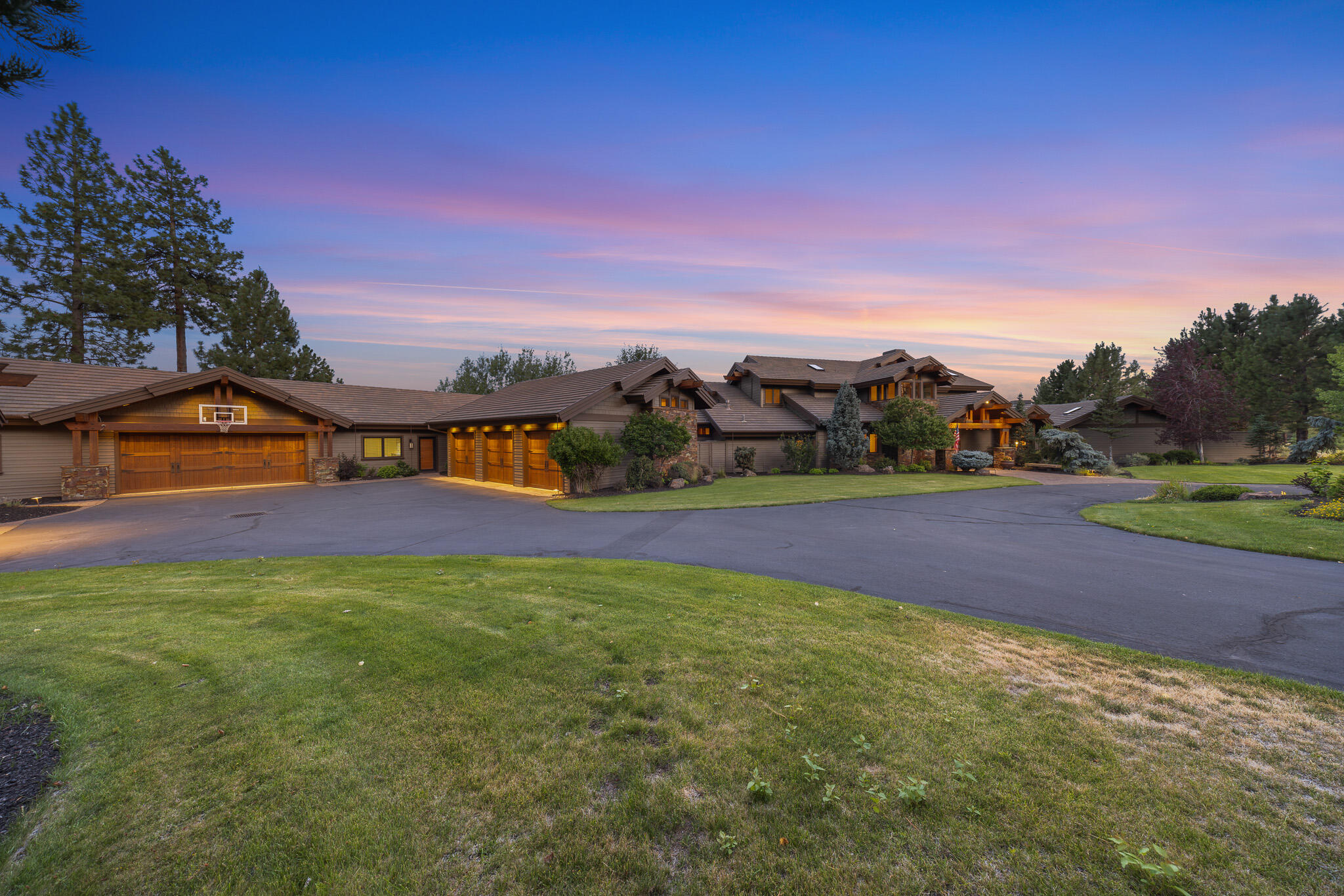 The Highlands at Broken Top - Residential