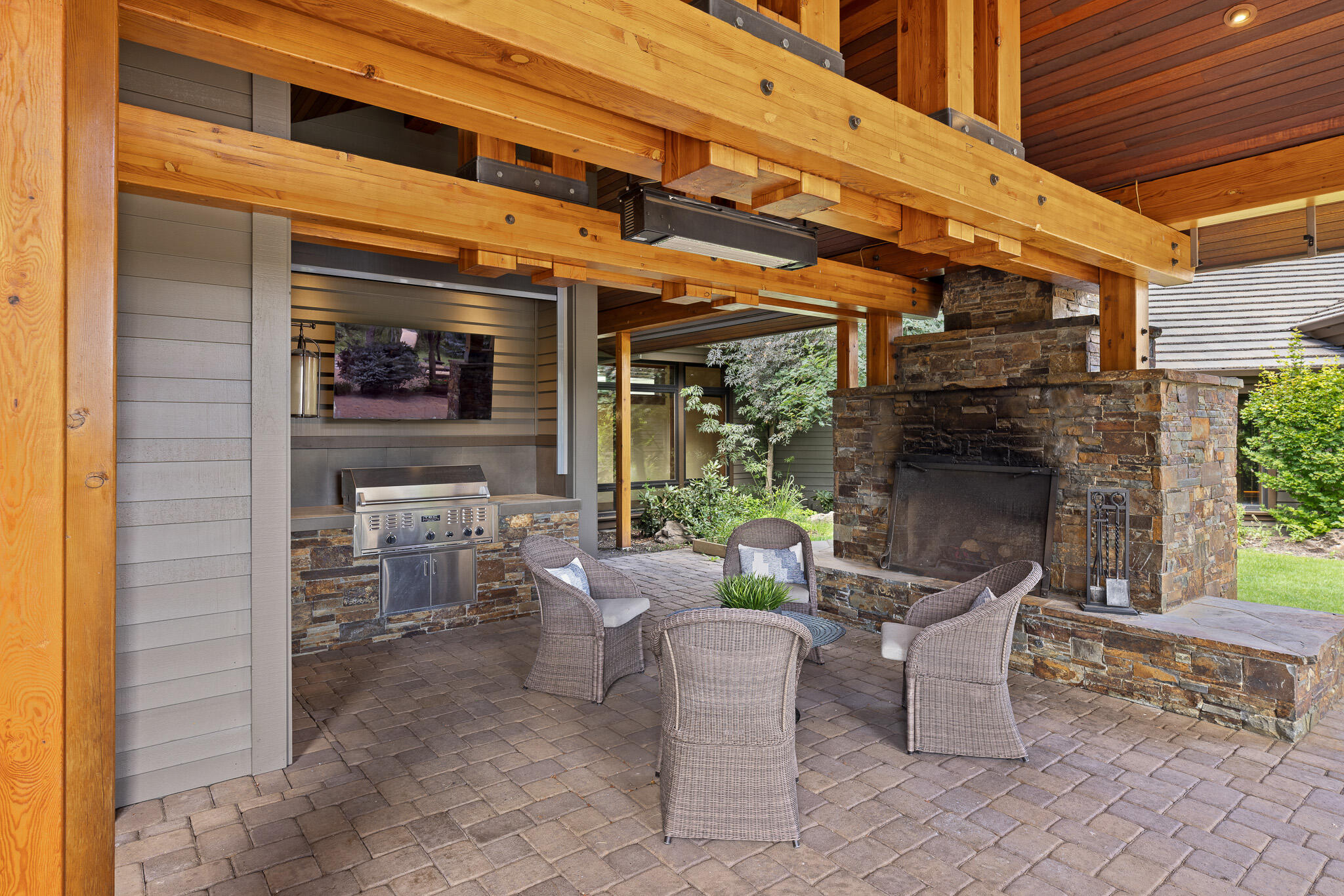 The Highlands at Broken Top - Residential