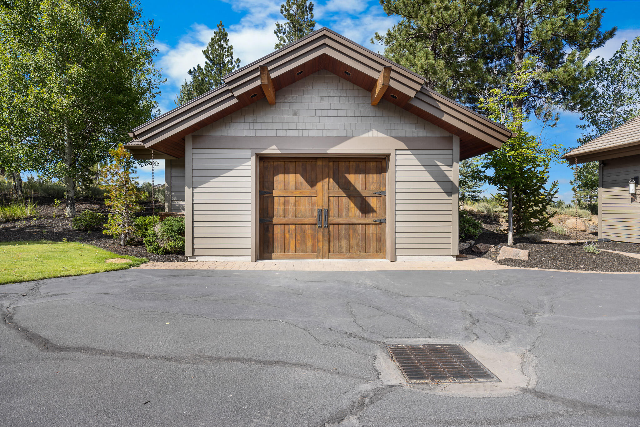 The Highlands at Broken Top - Residential