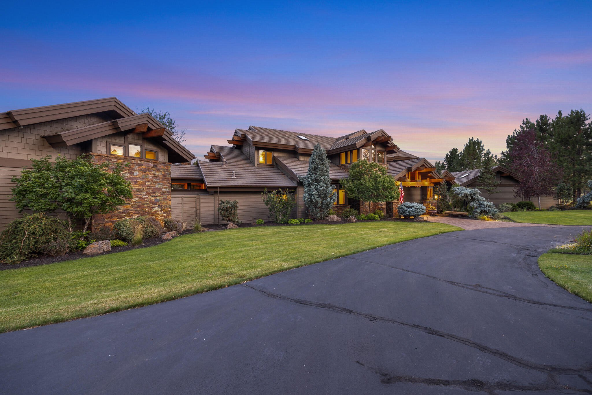 The Highlands at Broken Top - Residential