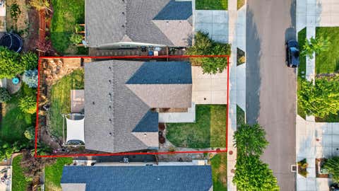 Tiny photo for 3595 SW Pumice Place, Redmond, OR 97756 (MLS # 220226742)