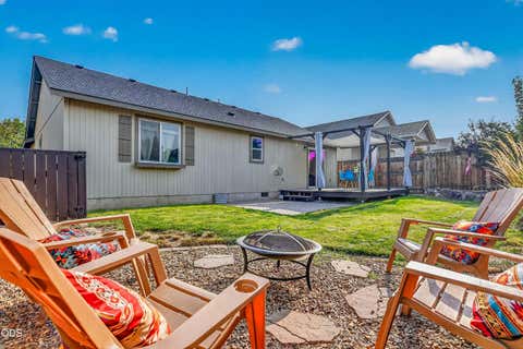 Tiny photo for 3595 SW Pumice Place, Redmond, OR 97756 (MLS # 220226742)