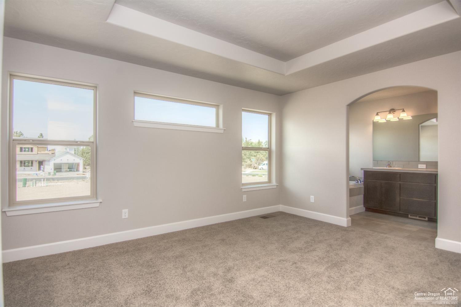 27 Elm - Residential