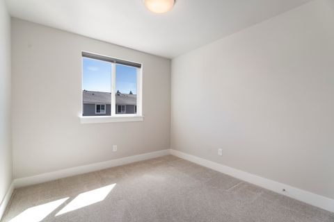 Tiny photo for 3015 NE Red Jasper Place, Bend, OR 97701 (MLS # 220213856)