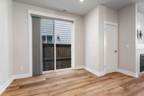 Tiny photo for 3015 NE Red Jasper Place, Bend, OR 97701 (MLS # 220213856)