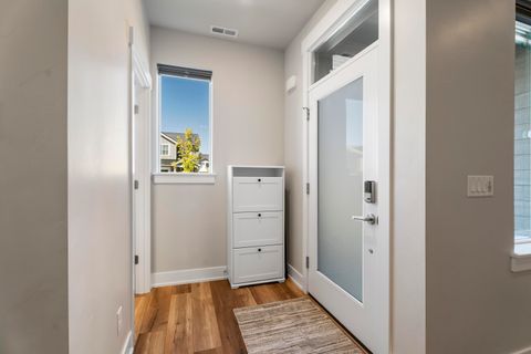 Tiny photo for 3015 NE Red Jasper Place, Bend, OR 97701 (MLS # 220213856)