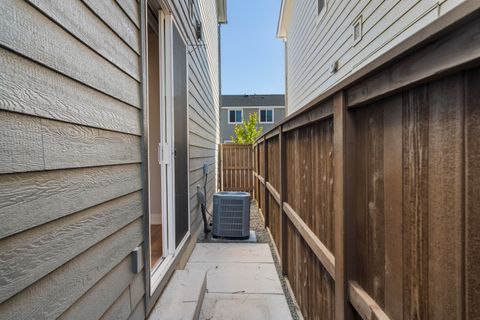 Tiny photo for 3015 NE Red Jasper Place, Bend, OR 97701 (MLS # 220213856)