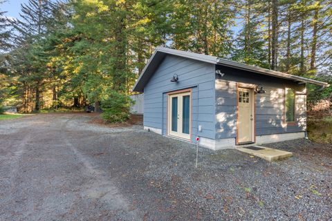 Tiny photo for 45721 U.S. 101, Langlois, OR 97450 (MLS # 220217330)
