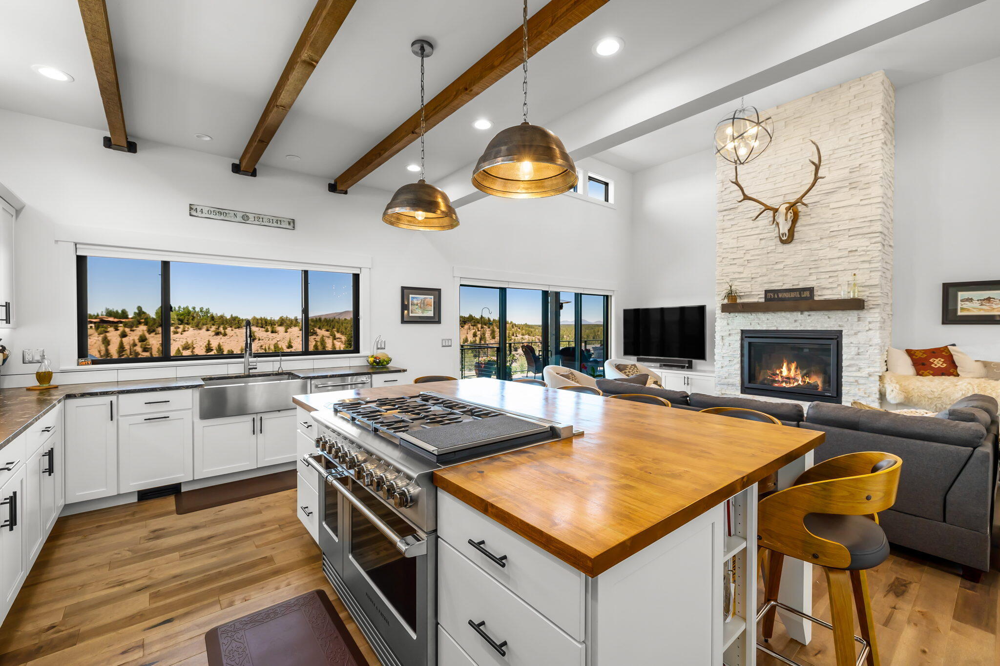 Deschutes River Ranc - Residential