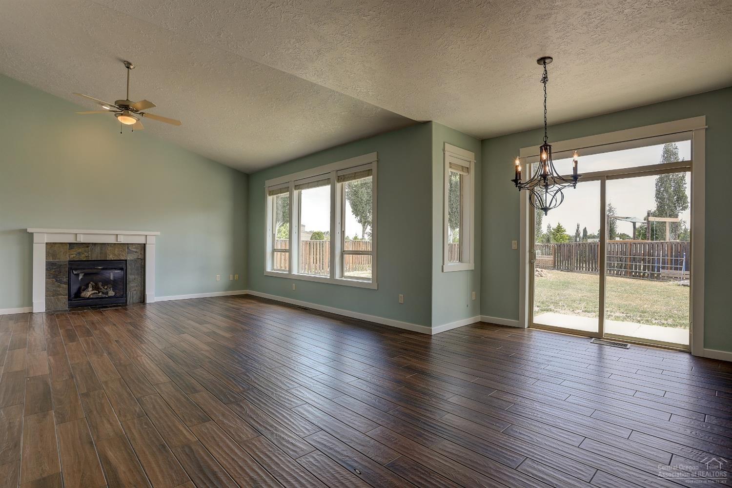 Vista Meadows - Residential