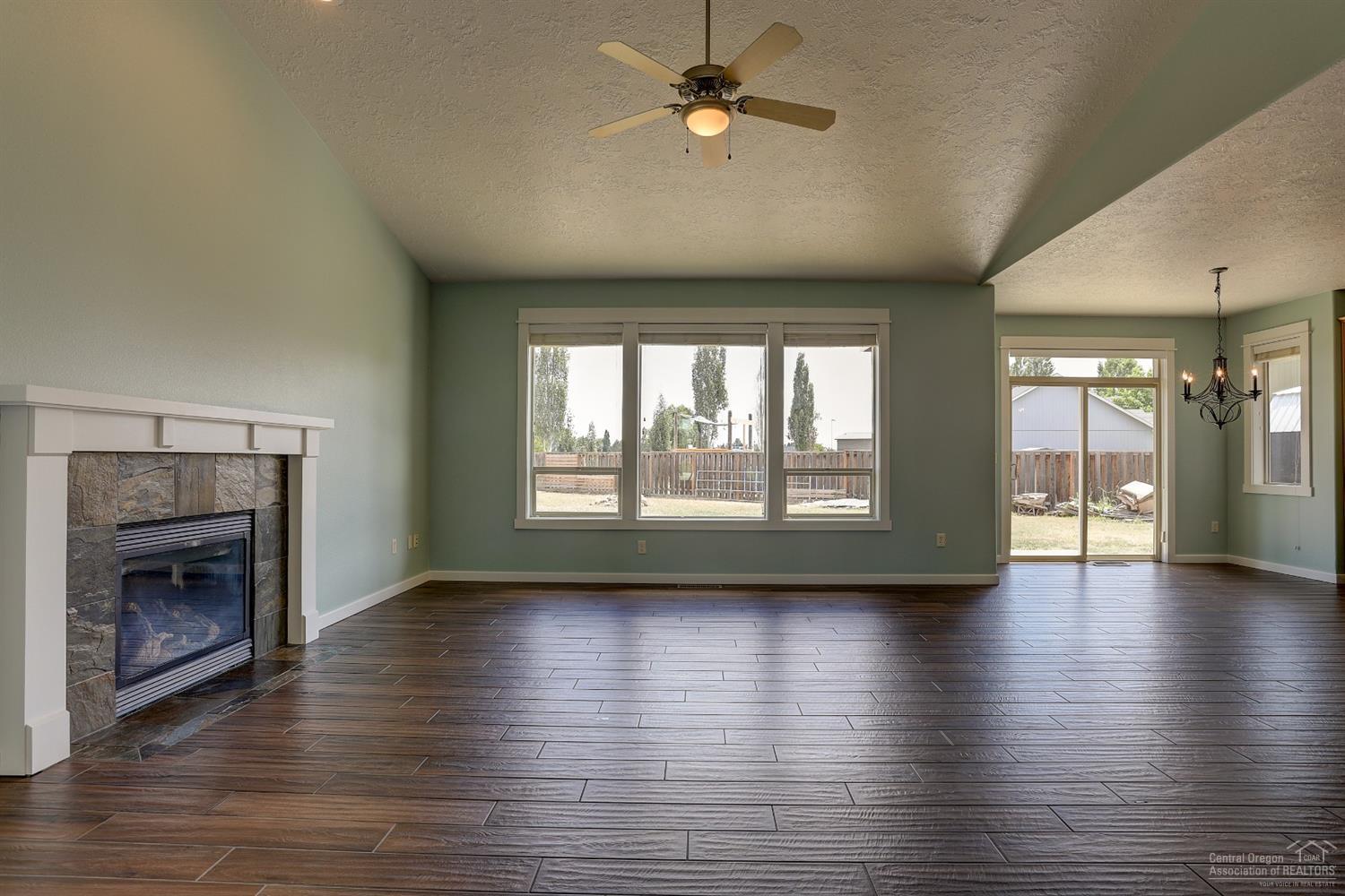 Vista Meadows - Residential