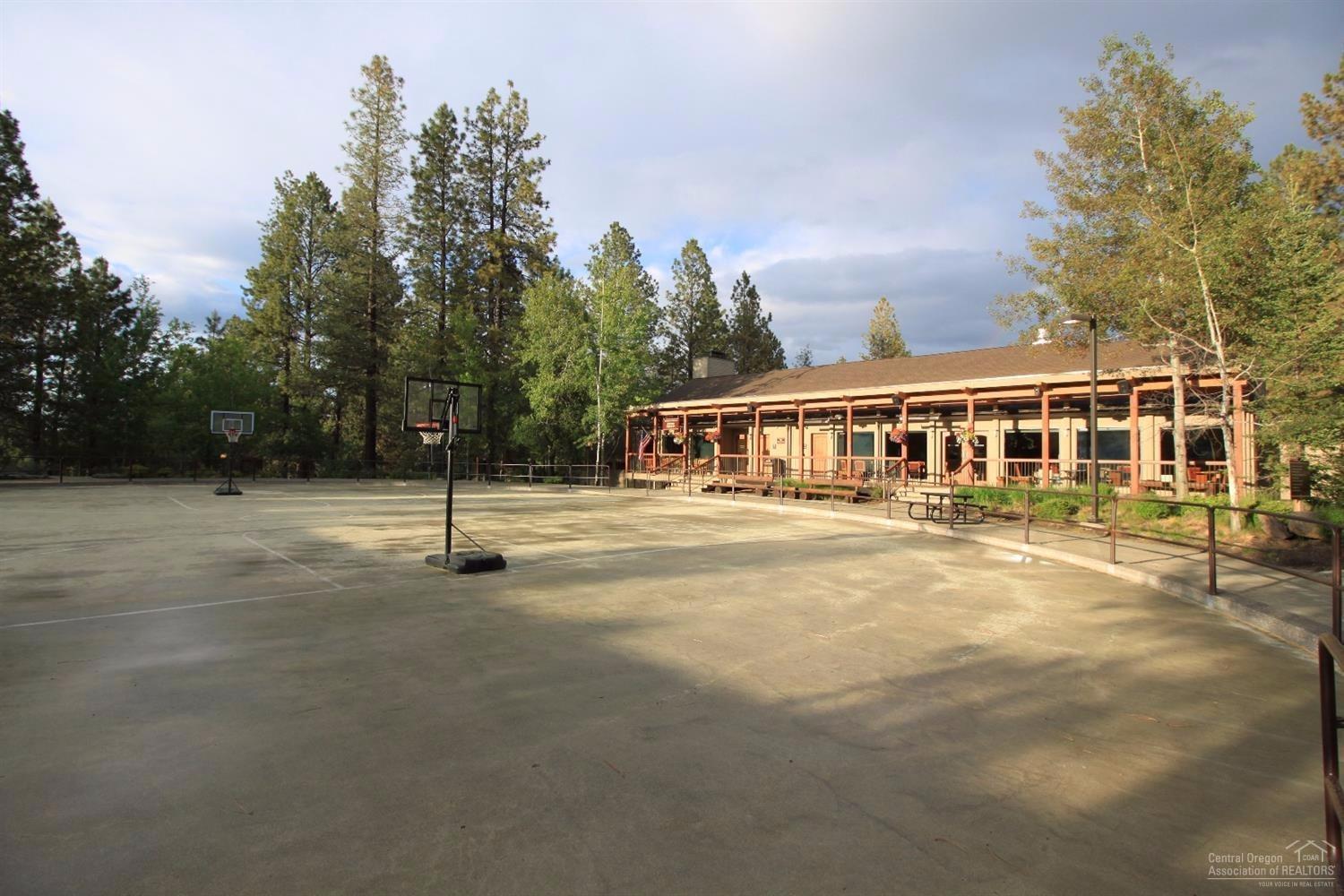 Inn Of The 7th - Residential