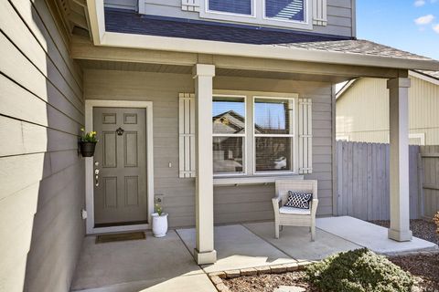 Tiny photo for 3232 McCloud Street, Medford, OR 97504 (MLS # 220214875)