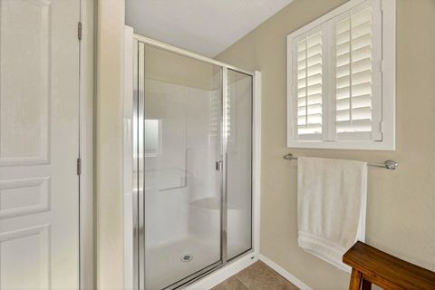 Tiny photo for 3232 McCloud Street, Medford, OR 97504 (MLS # 220214875)