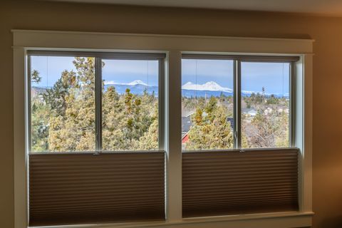 Tiny photo for 20677 Comet Court, Bend, OR 97701 (MLS # 220216911)