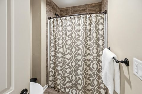 Tiny photo for 20677 Comet Court, Bend, OR 97701 (MLS # 220216911)