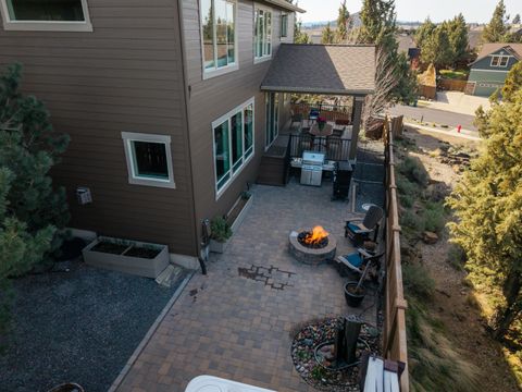 Tiny photo for 20677 Comet Court, Bend, OR 97701 (MLS # 220216911)