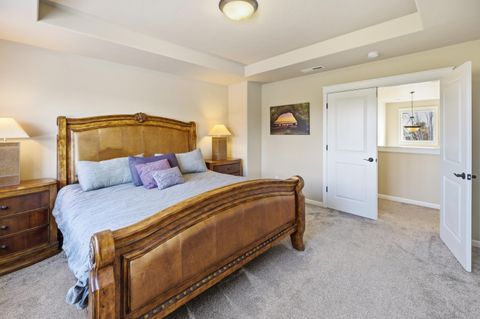 Tiny photo for 20677 Comet Court, Bend, OR 97701 (MLS # 220216911)