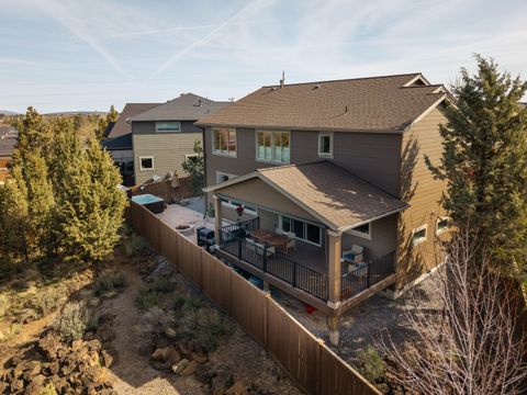 Tiny photo for 20677 Comet Court, Bend, OR 97701 (MLS # 220216911)