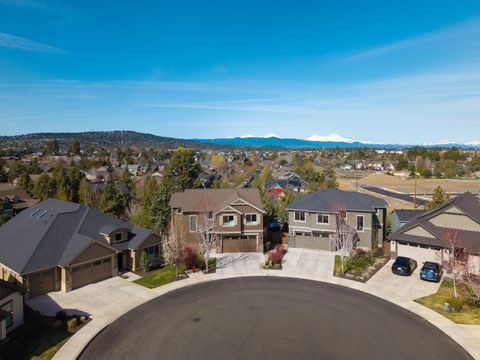 Tiny photo for 20677 Comet Court, Bend, OR 97701 (MLS # 220216911)